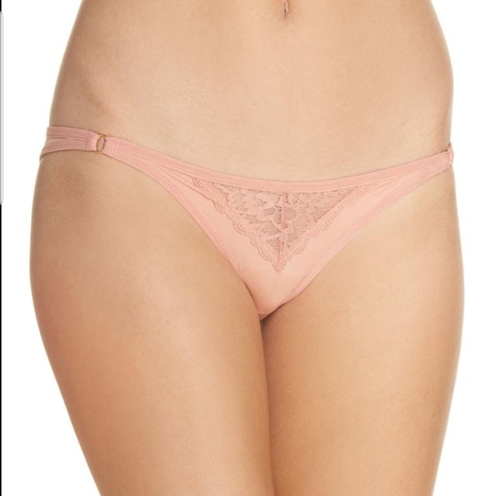 New NWOT Honeydew Lace and Mesh Bikini Panty